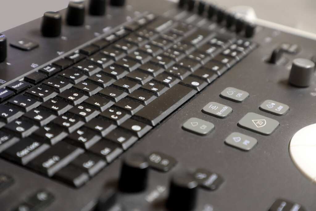 Medical technology for diagnostics Sonography device for imaging procedures in medical diagnostics