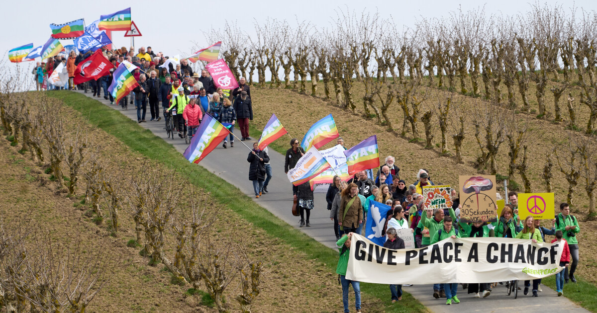 Nuclear weapons: Greenpeace warns of massive costs and escalation risks ...