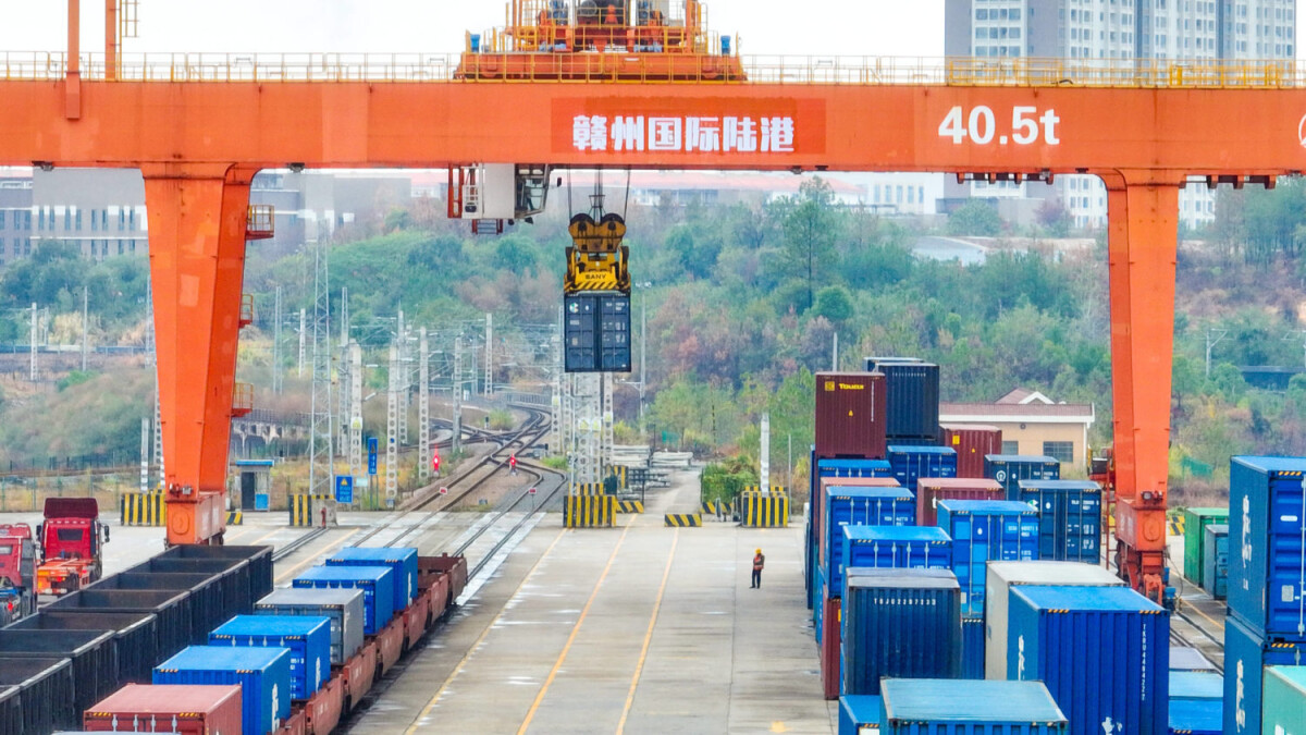 Foreign policy: Strengthening exports and soft power • Table.Briefings