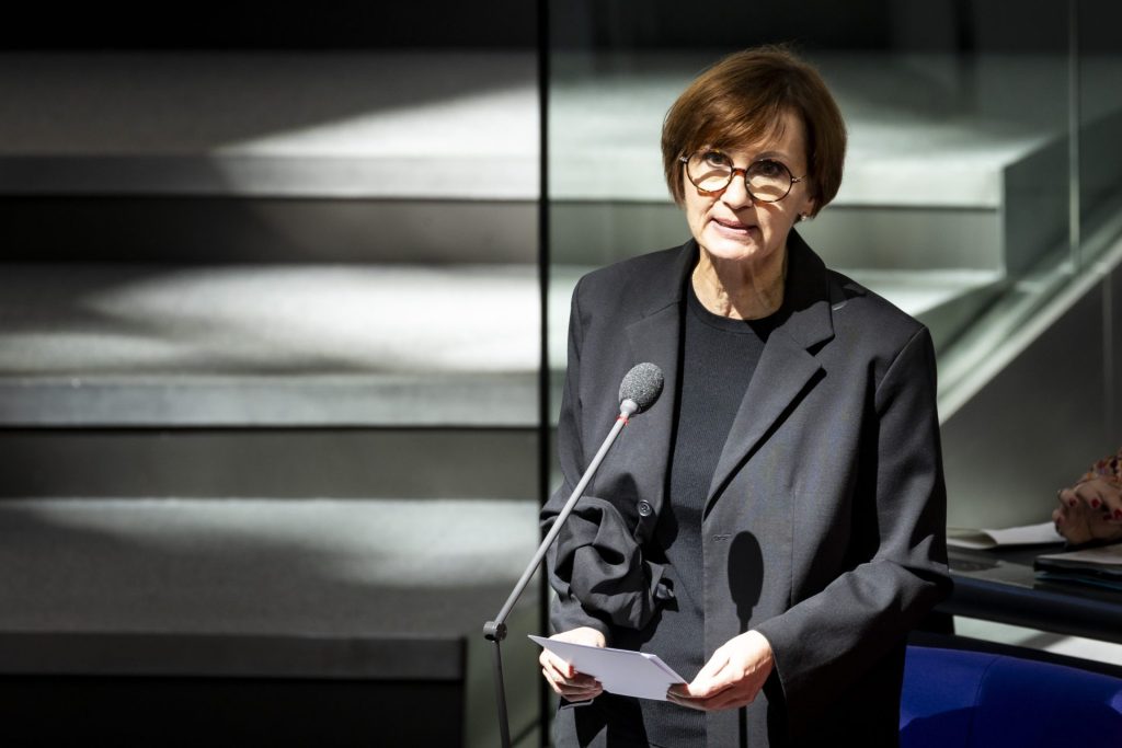 Bettina Stark-Watzinger (FDP), Bundesministerin fuer Bildung und Forschung, aufgenommen im Rahmen einer Regierungsbefragung im Deutschen Bundestag in Berlin, 26.06.2024.